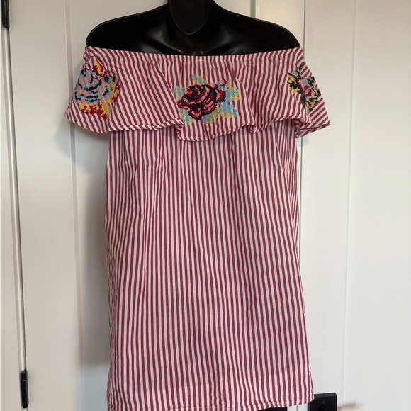 Label‎ Love Off the Shoulder Red Striped Dress w Floral Cross-Stitch Embroidery - Picture 6 of 10